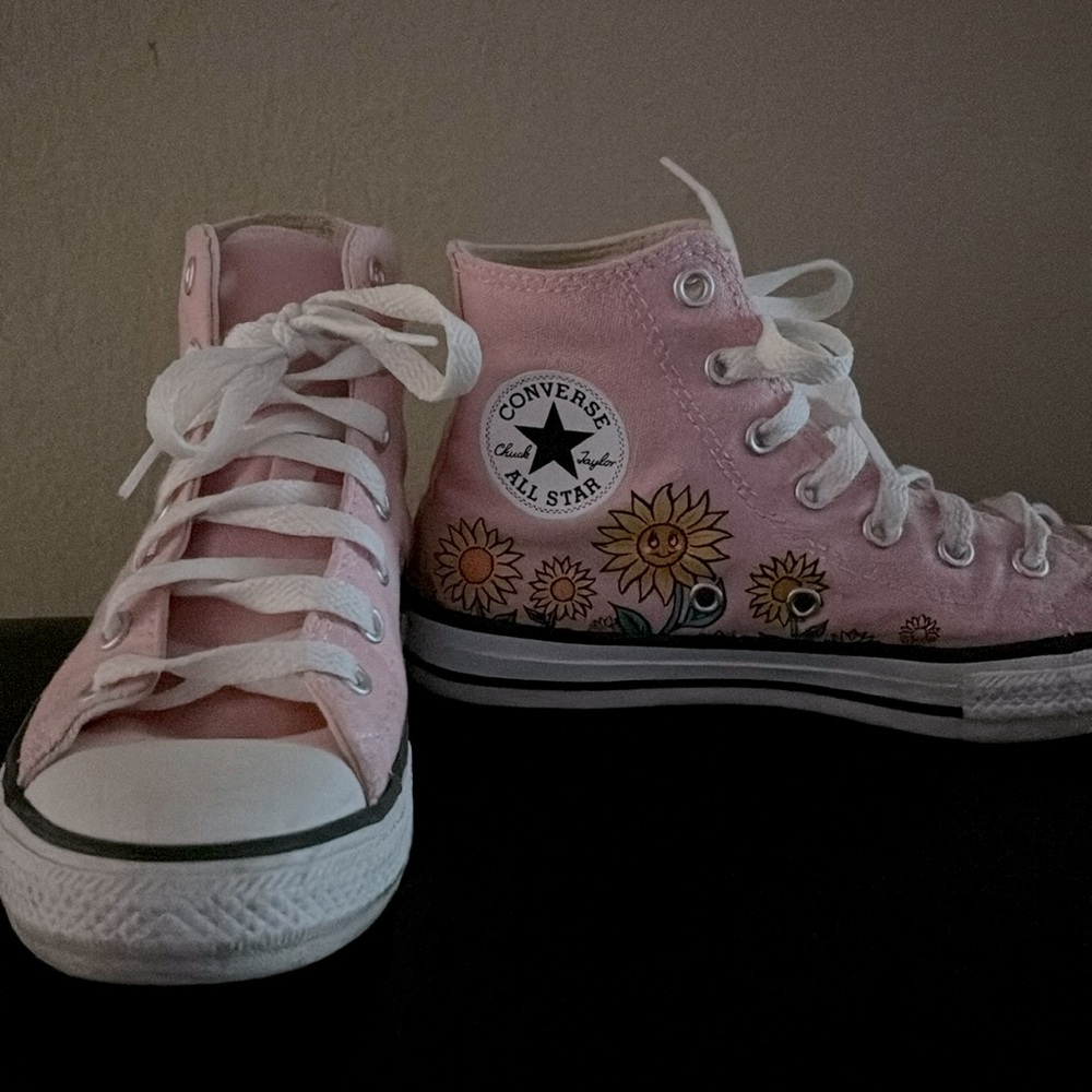 Sunflowers Chuck Taylor All Star High Top Little/Big Kids. Converse